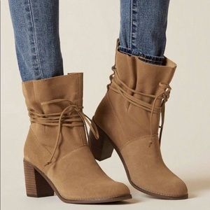 TOMS | Suede Booties